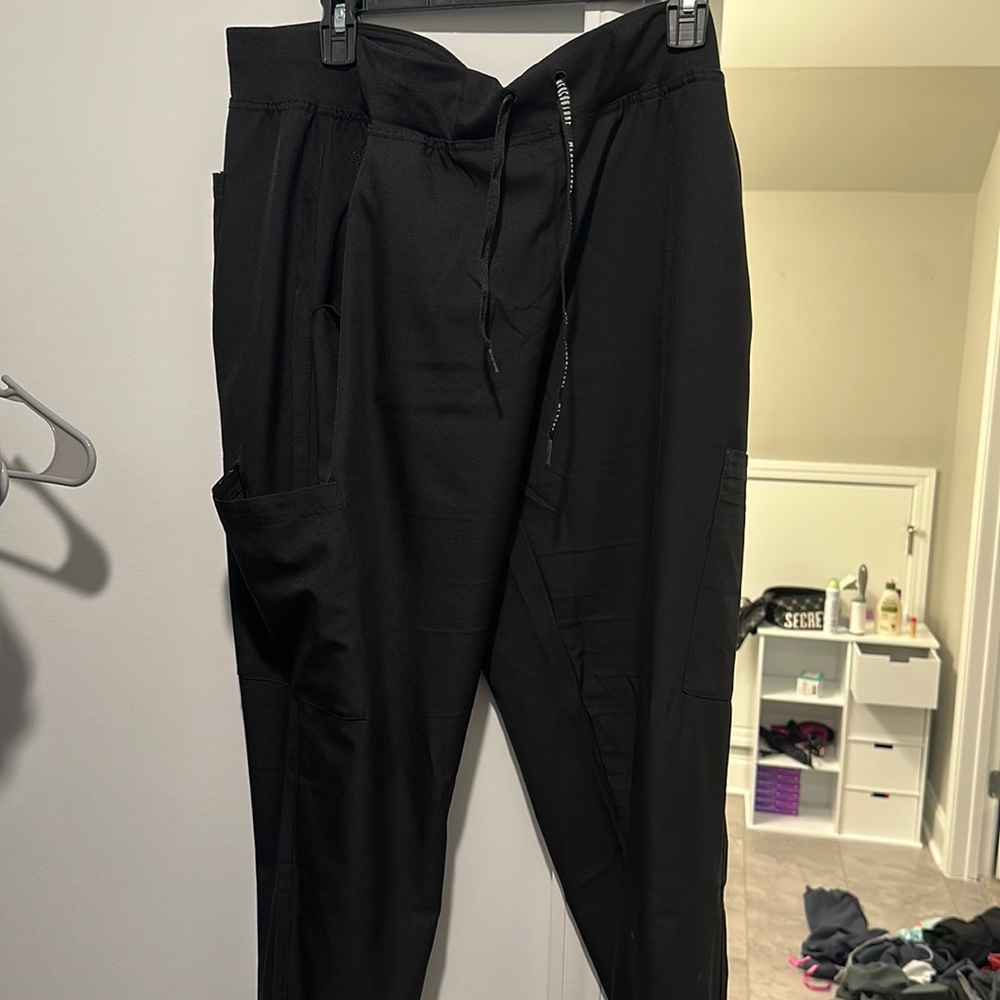 Medcouture Insight Black Scrub Joggers